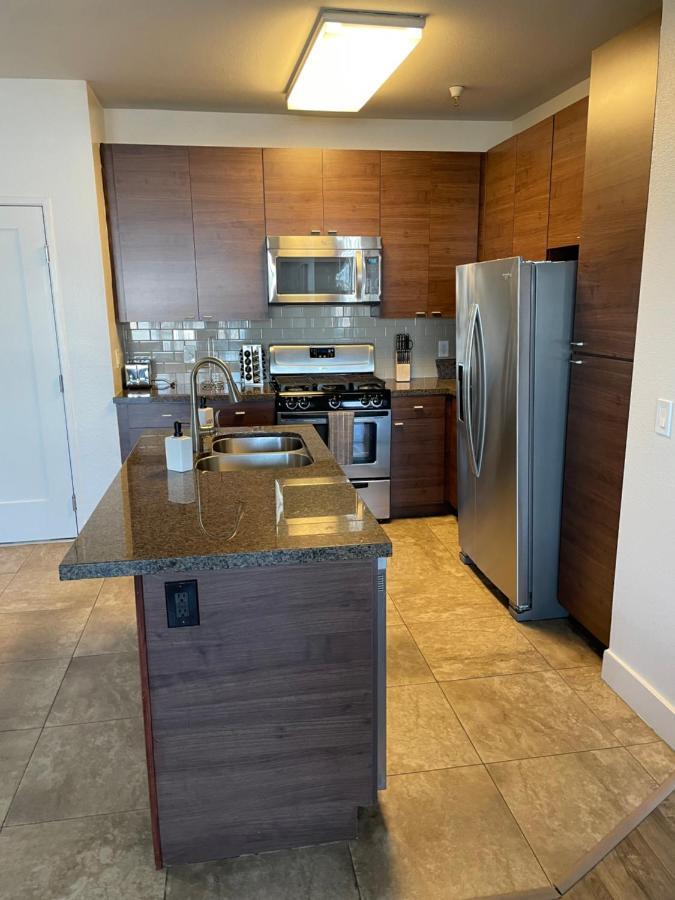 Villa Marina - Modern & Immaculate, Spacious, Gated Condo With Fireplace Pool, Gym, 2 Master Bedrooms Лос-Анджелес Экстерьер фото